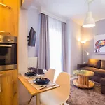 Fifteentheapartment